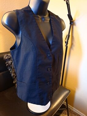 Doni Barassi Black Vest in size 4R Women's